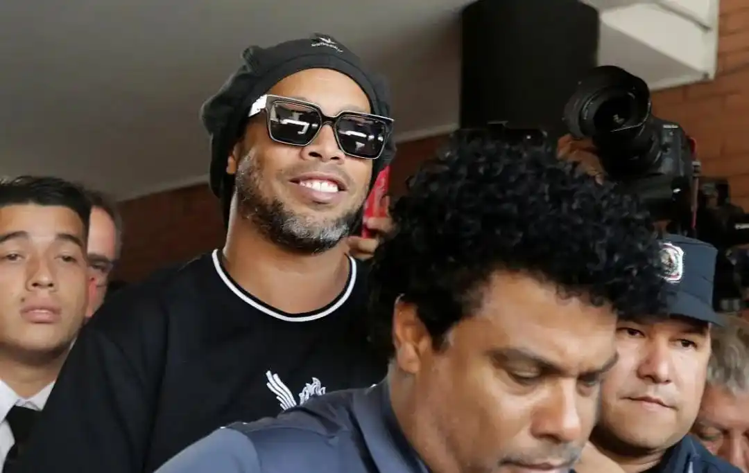 表现令人难 表现令人难